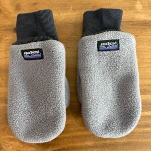 Patagonia Pita Pocket toddler mittens 12-24 months